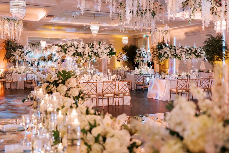 Image gallery marquee